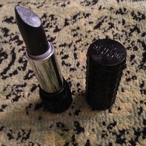 Kat Von D Studded Kiss Lipstick in NaYEON